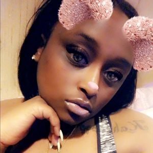 Meet your Posher, Danesha